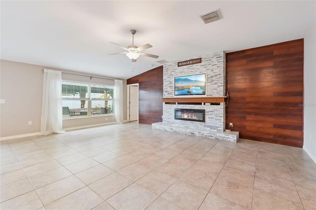 Photo of 7419 Pearly Everlasting Avenue, Tampa, FL 33619 (MLS # O6378026)