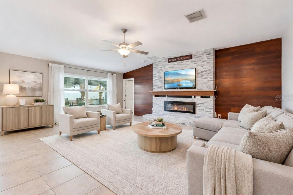 Photo of 7419 Pearly Everlasting Avenue, Tampa, FL 33619 (MLS # O6378026)