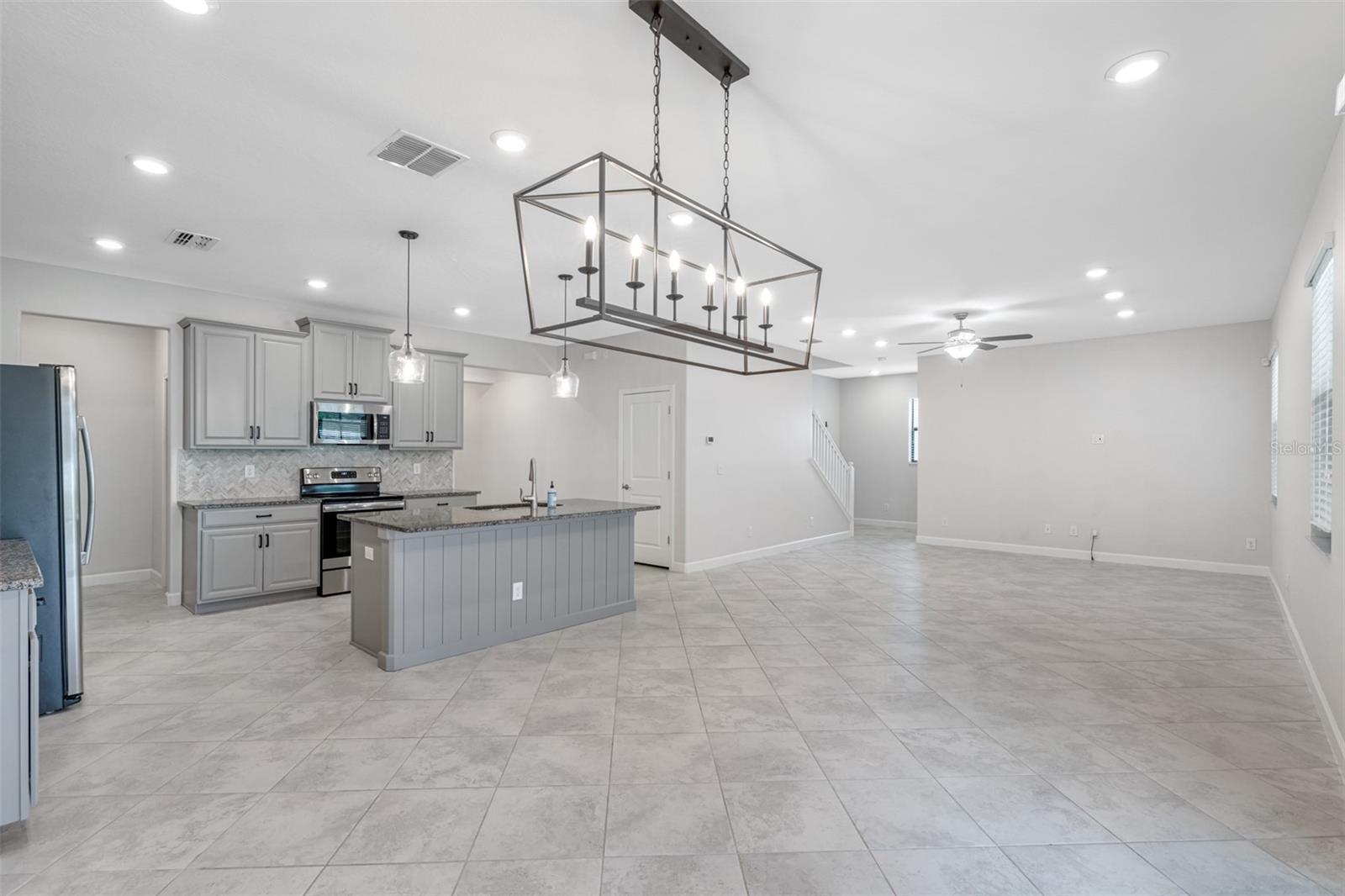 TRIPLE CREEK PH 2 VILLAGE G - Residential Lease