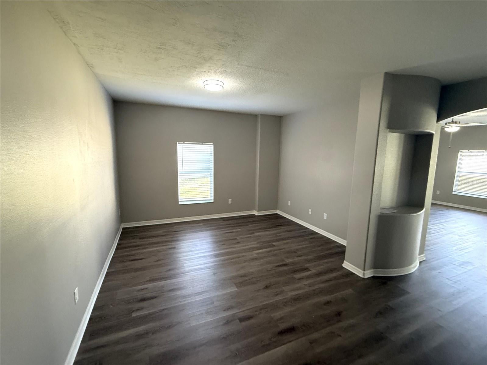 10239 NEWMINSTER LOOP, RUSKIN, FL, 33573 1 10239 NEWMINSTER LOOP