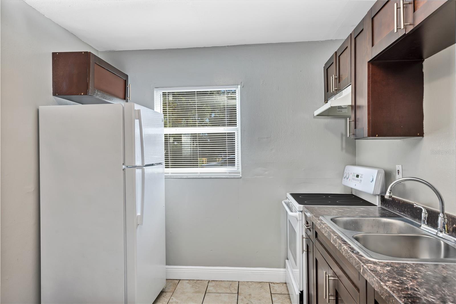 FAIRVIEW TERRACE - Residential Income