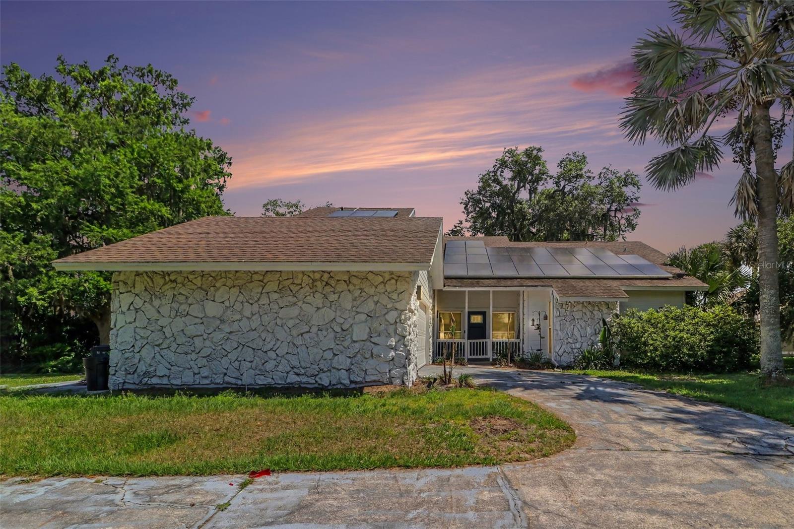3181 WHISPER WIND DRIVE