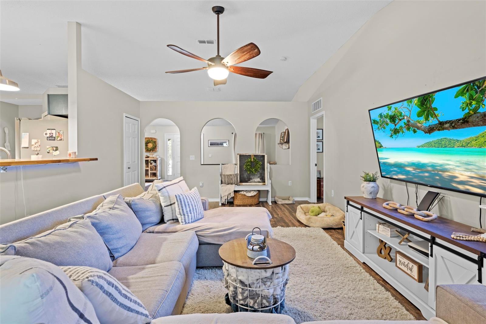 CITRUS SPGS UNIT 04 - Residential