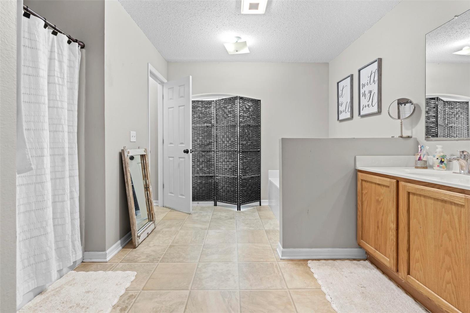 CITRUS SPGS UNIT 04 - Residential