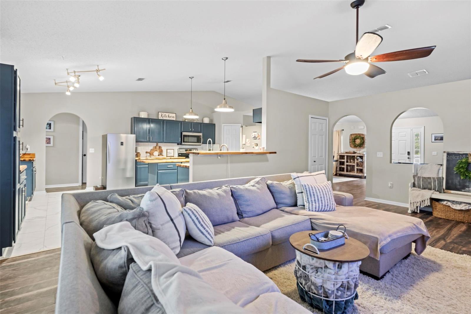 CITRUS SPGS UNIT 04 - Residential