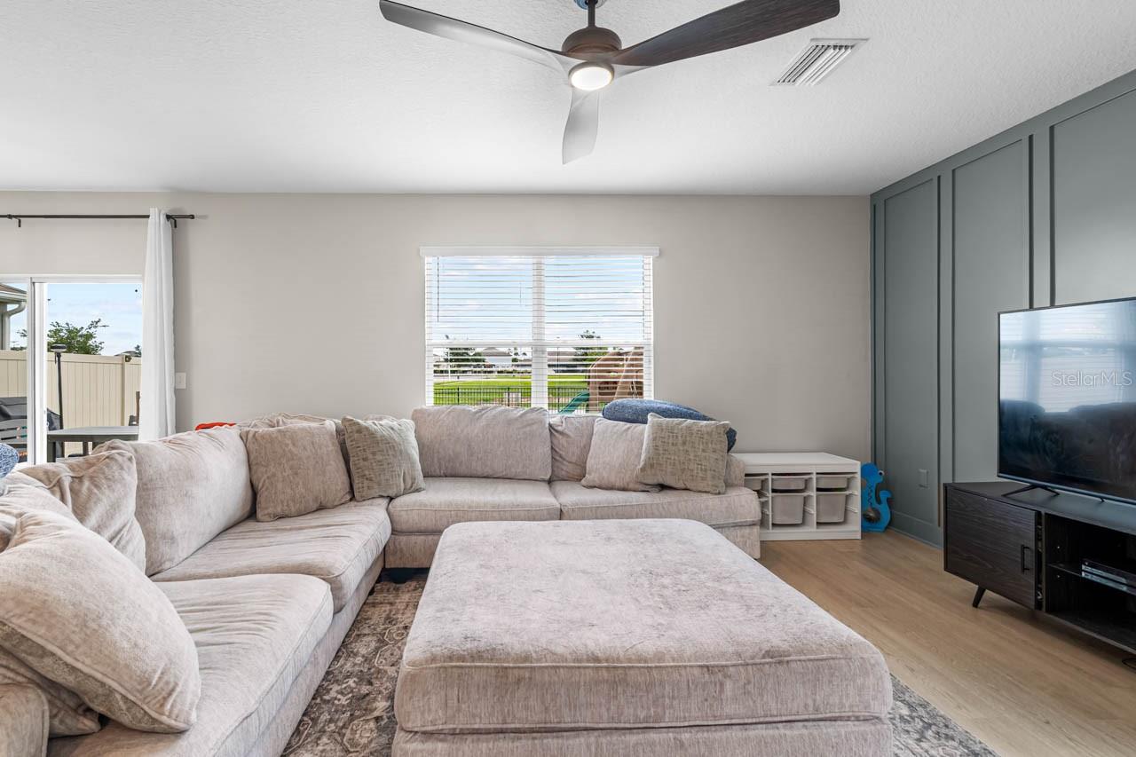 10483 PENNY GALE LOOP