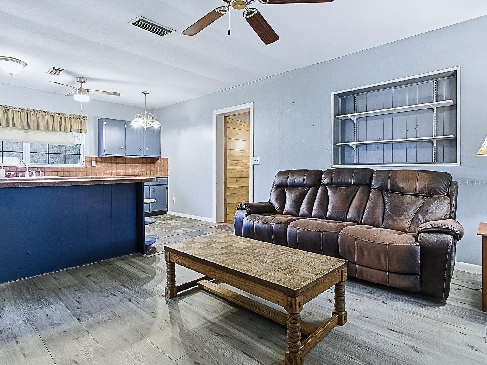 ORANGE HOME 02 - Residential