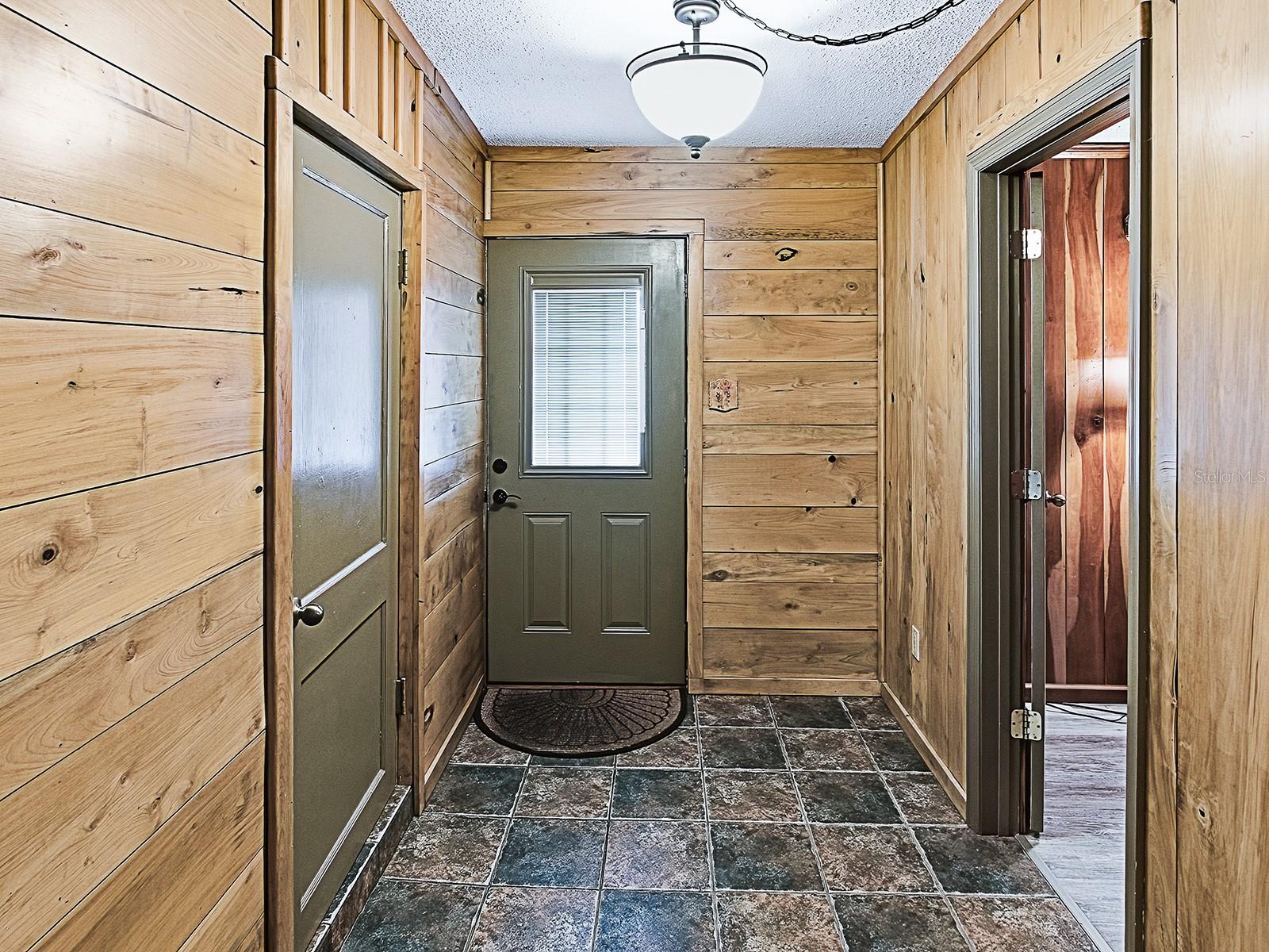 ORANGE HOME 02 - Residential