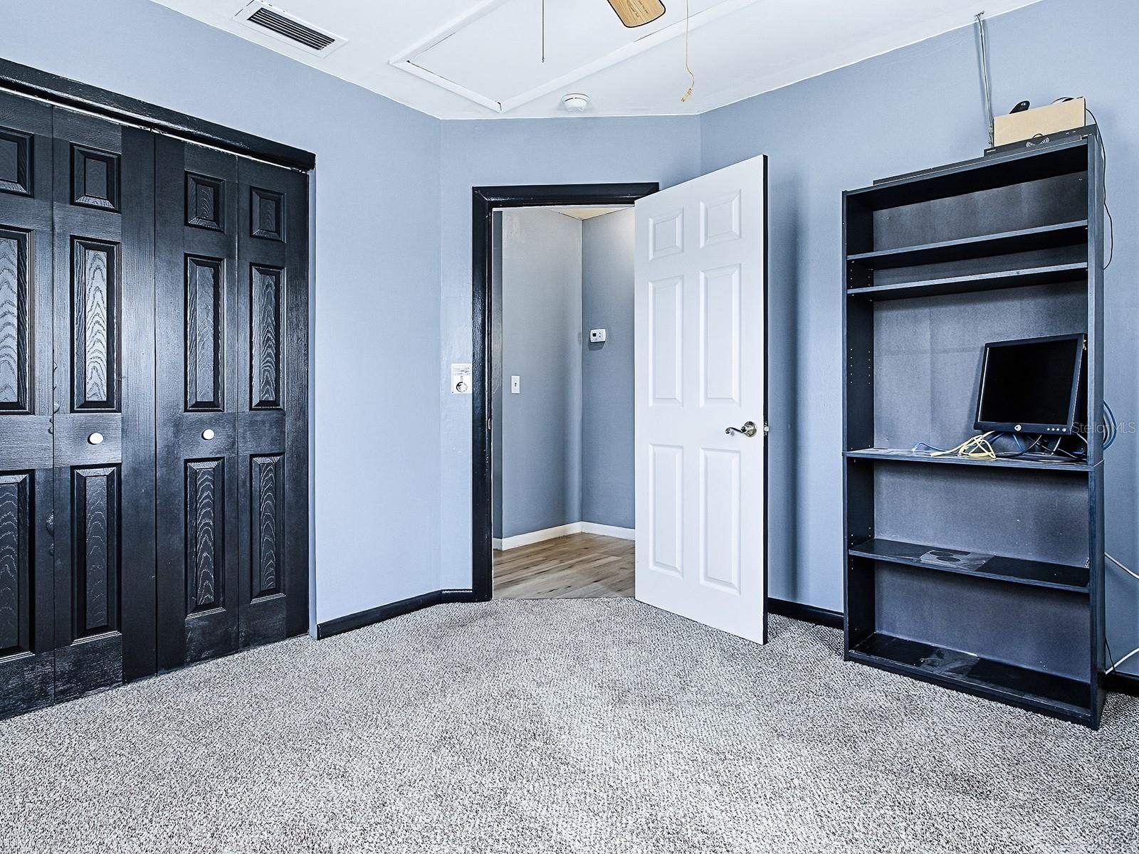 ORANGE HOME 02 - Residential