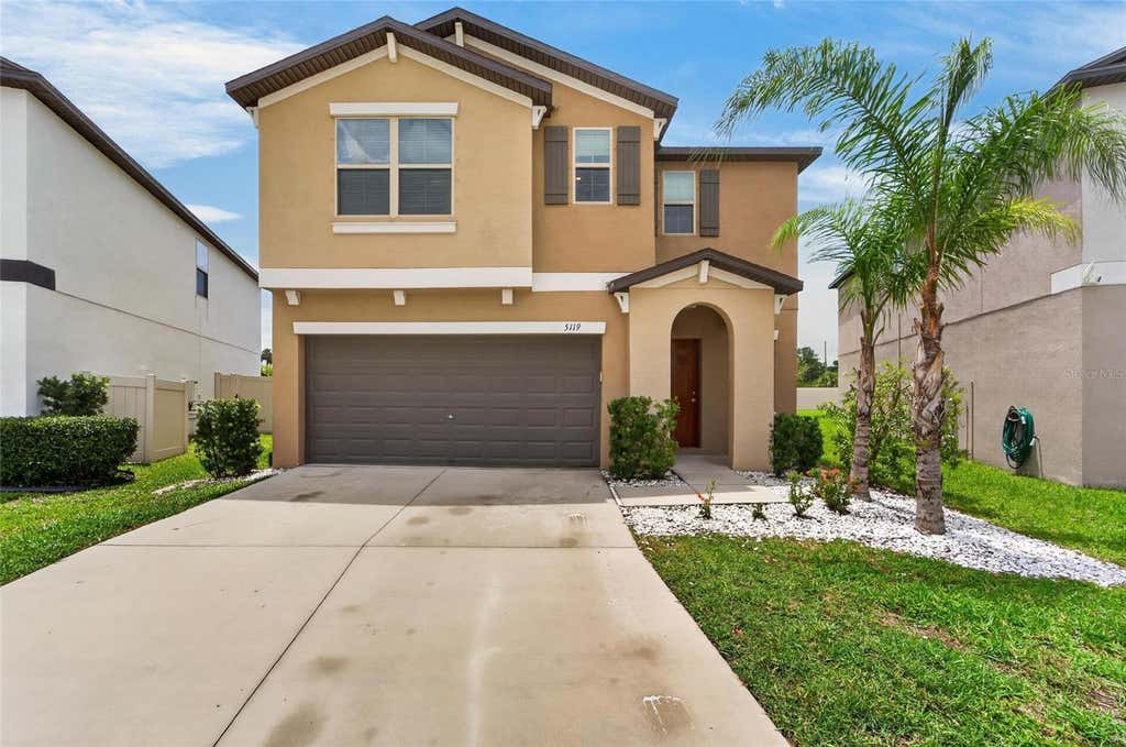 Photo of 5119 White Chicory Drive, Apollo Beach, FL 33572 (MLS # TB8534269)