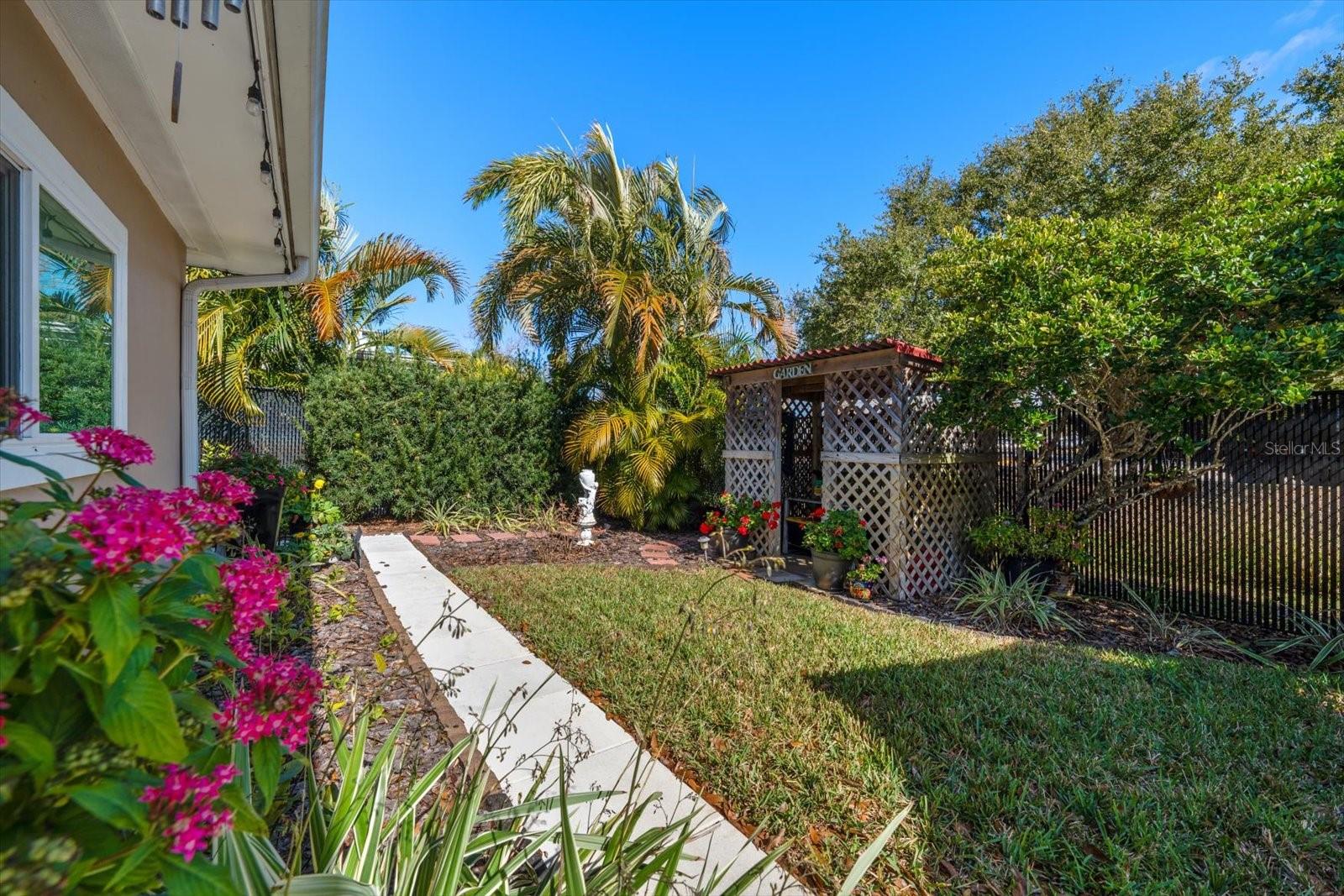 HARBOR HEIGHTS - Residential