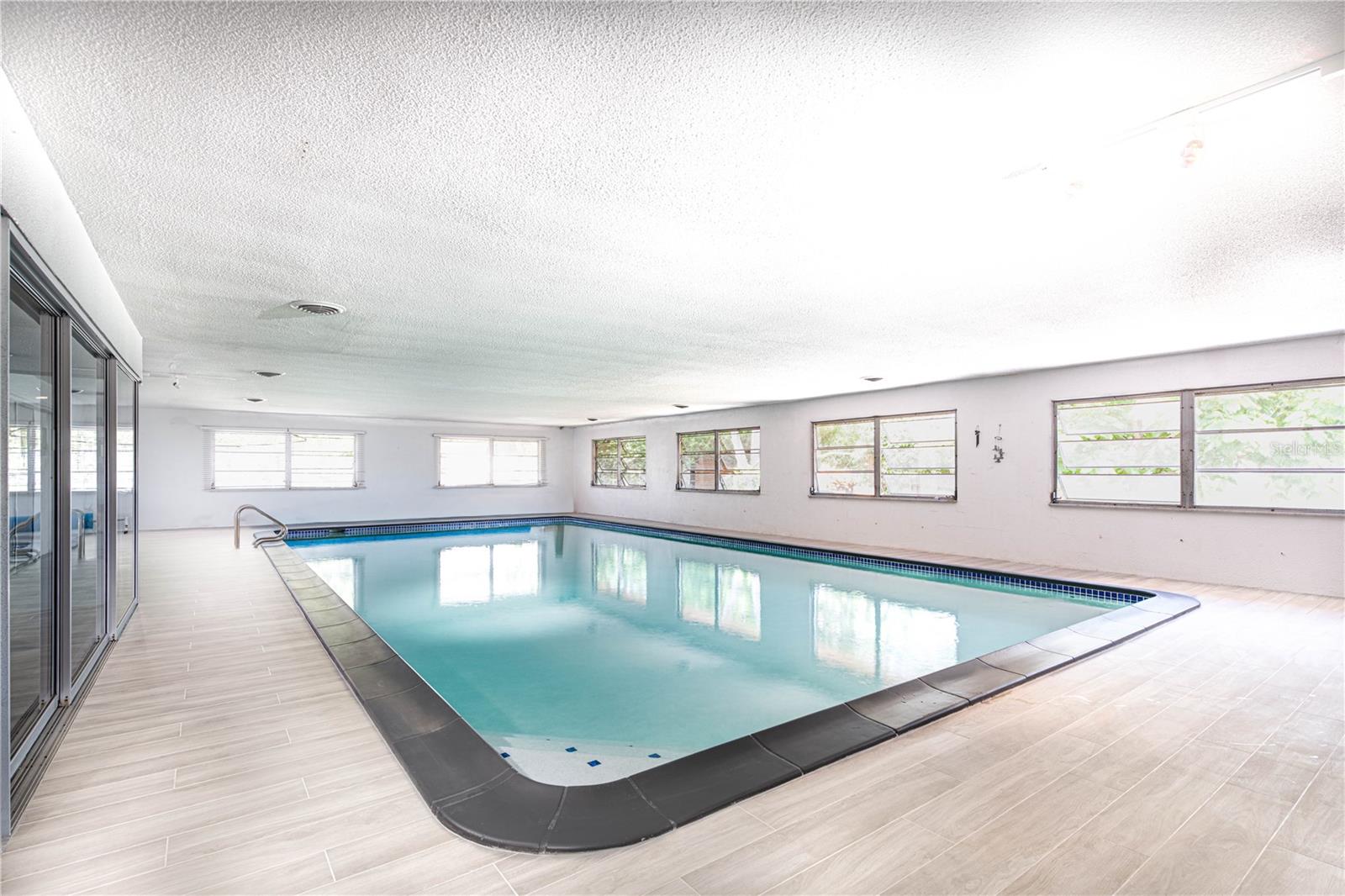 SOUTH GATE - Residential