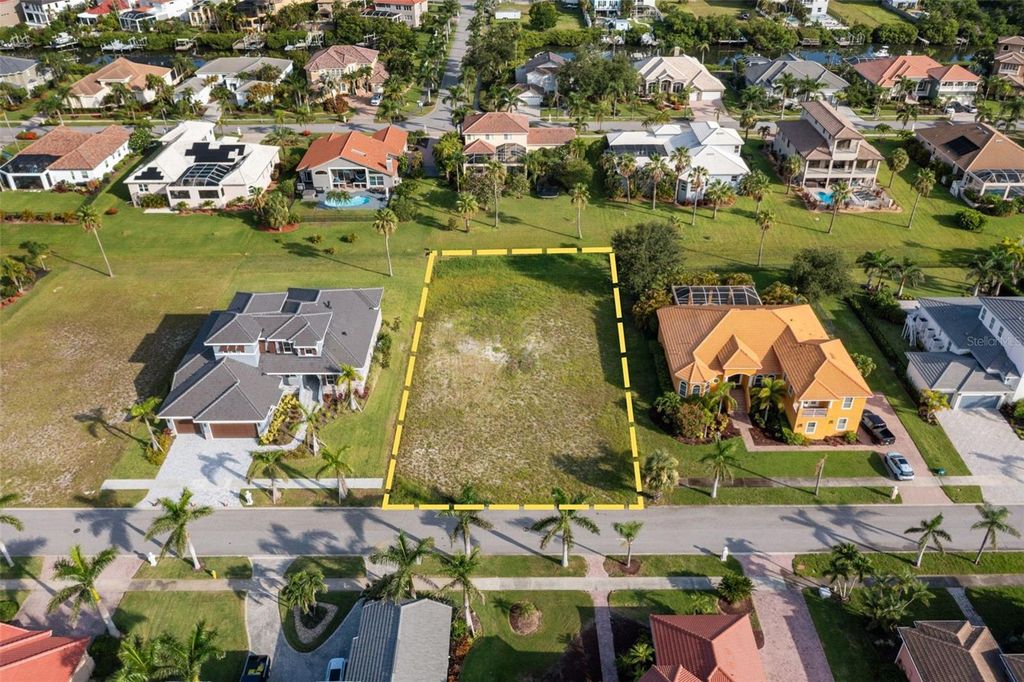 Photo of 6436 Rubia Circle, Apollo Beach, FL 33572 (MLS # TB8405043)