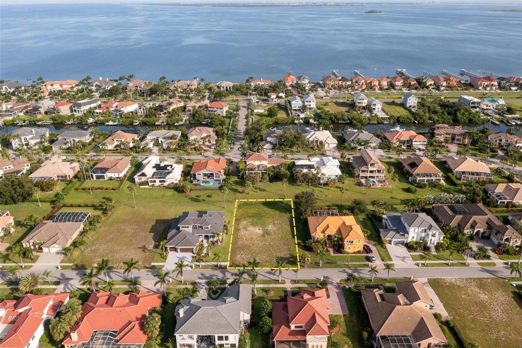 Photo of 6436 Rubia Circle, Apollo Beach, FL 33572 (MLS # TB8405043)