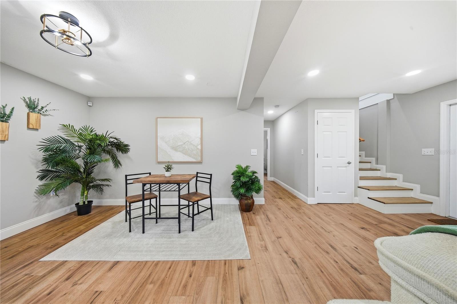 UCETA HEIGHTS - Residential