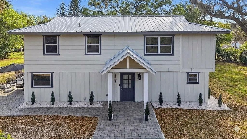 Photo of 6902 E 29th Avenue, Tampa, FL 33619 (MLS # TB8489343)