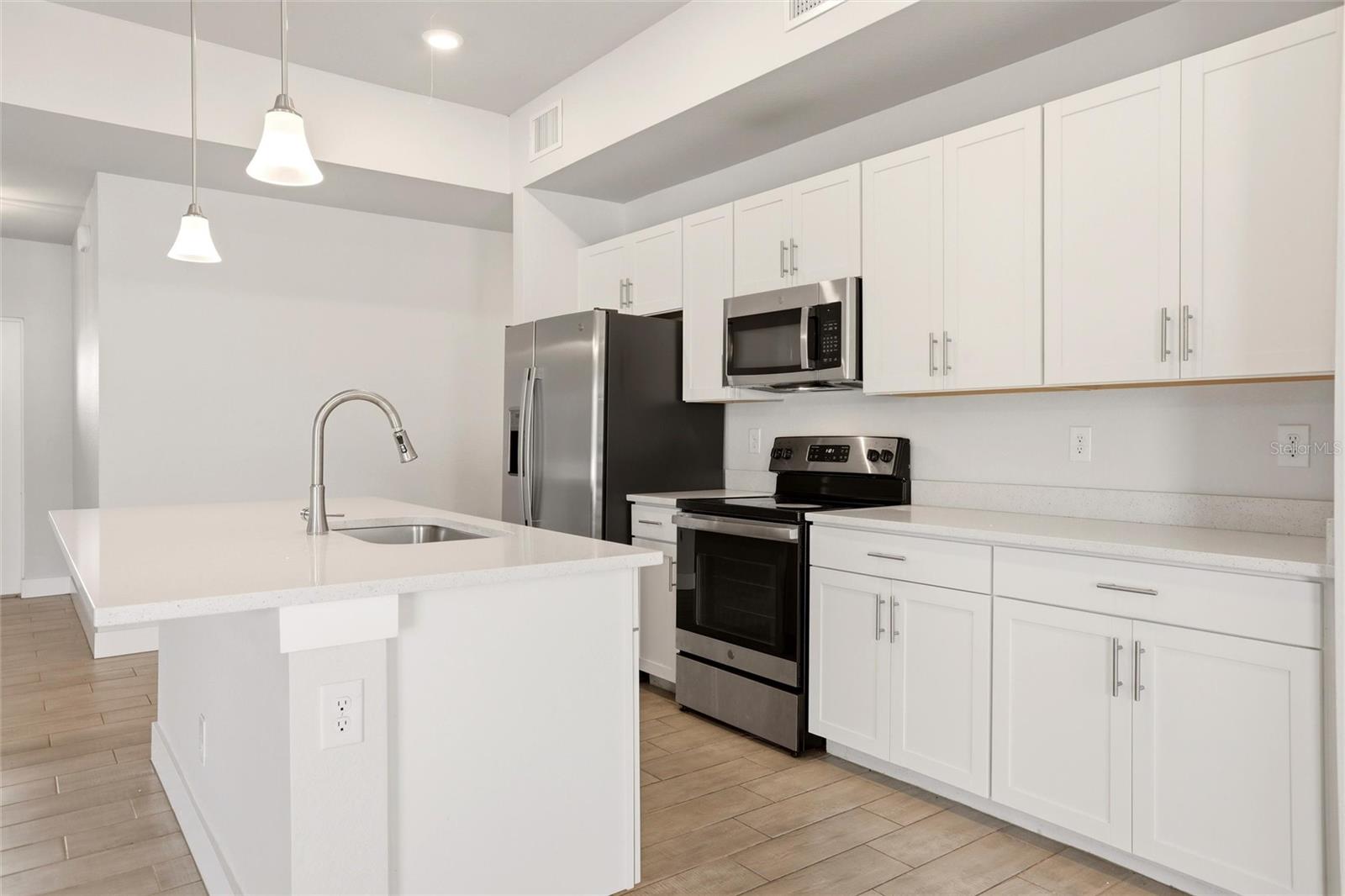 PORT CHARLOTTE SEC 023 - Residential Lease