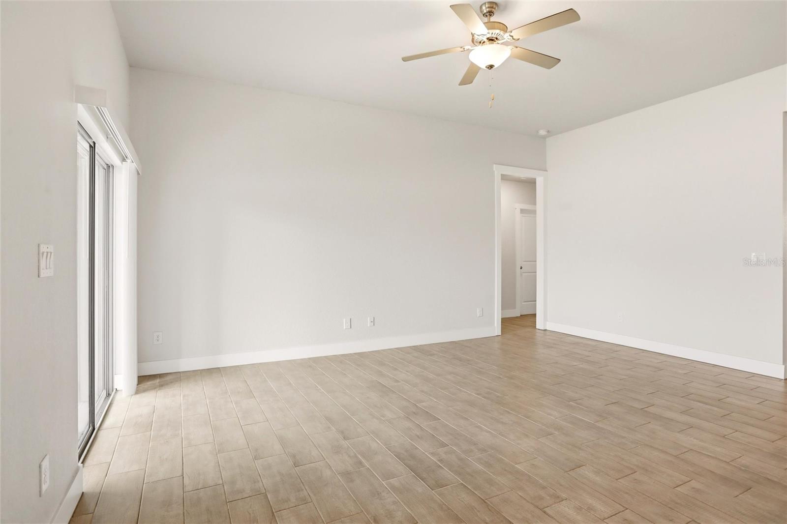 PORT CHARLOTTE SEC 023 - Residential Lease