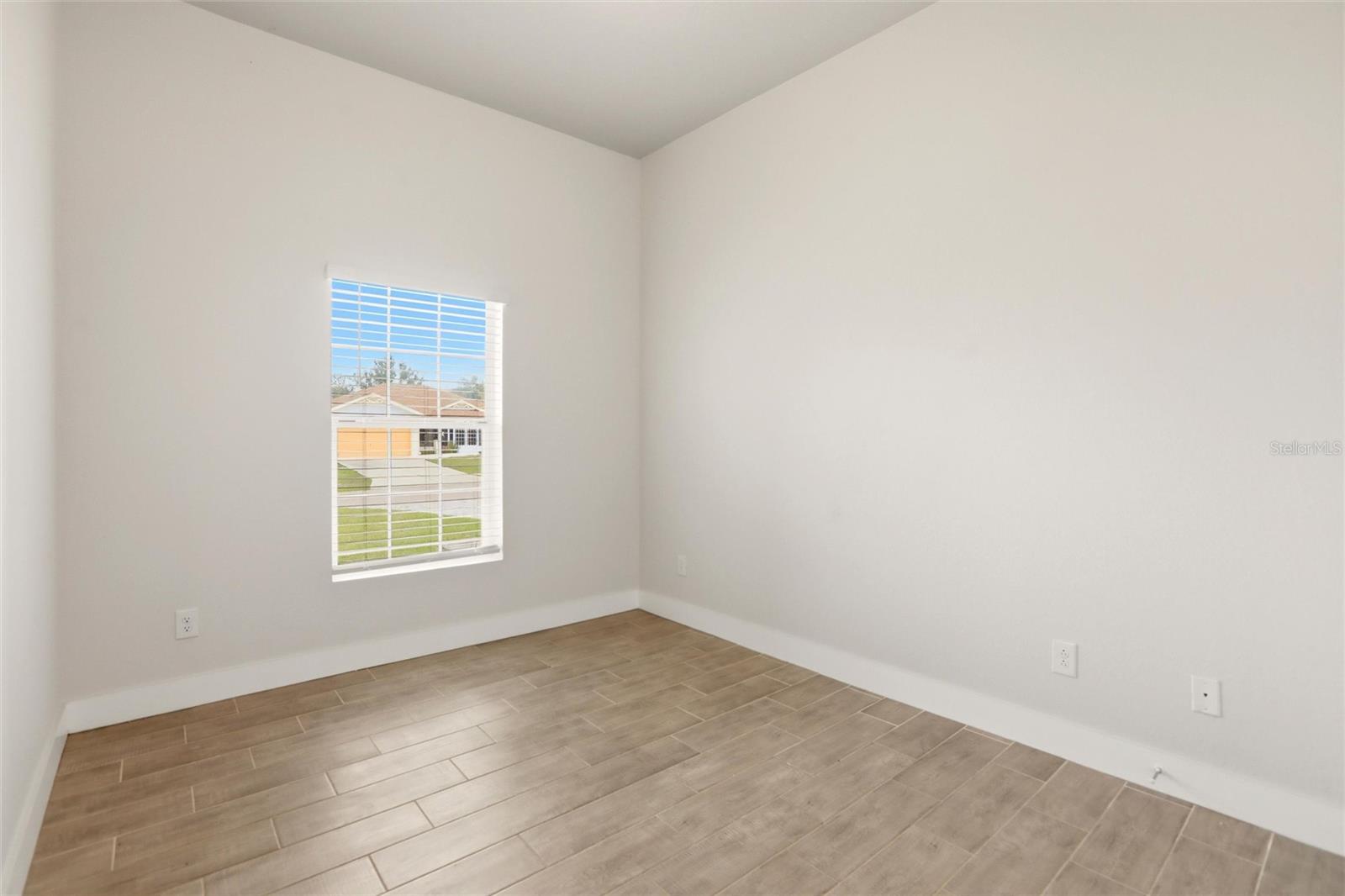 PORT CHARLOTTE SEC 023 - Residential Lease