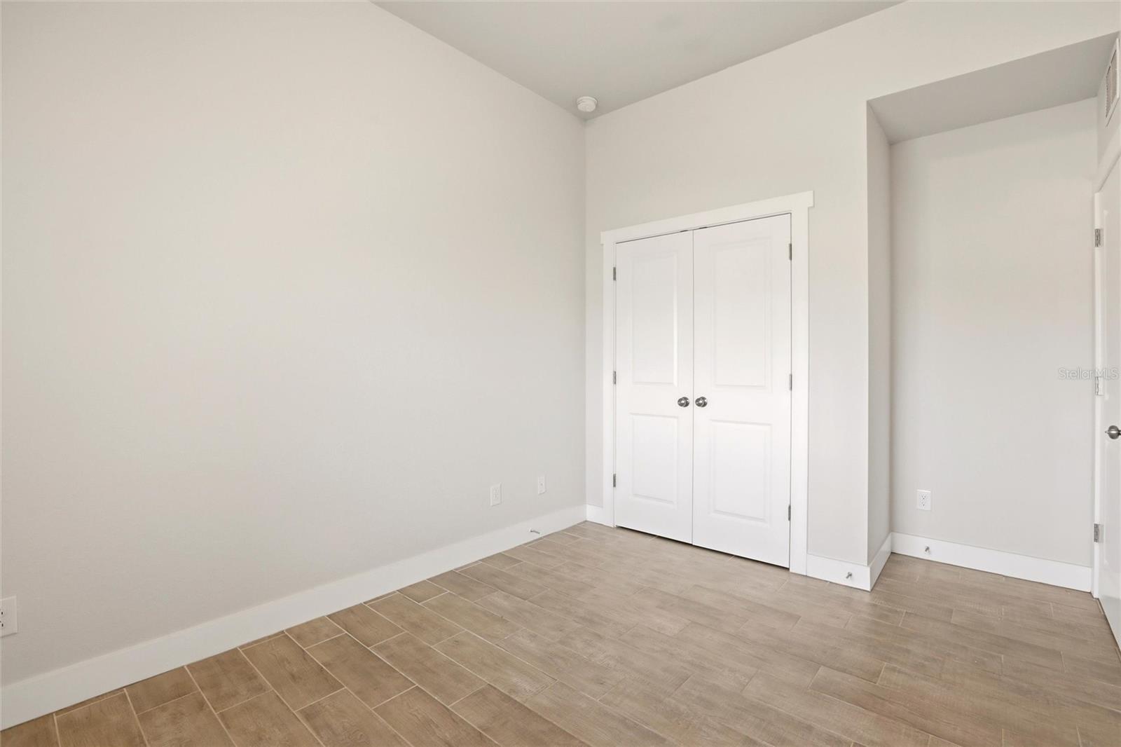 PORT CHARLOTTE SEC 023 - Residential Lease