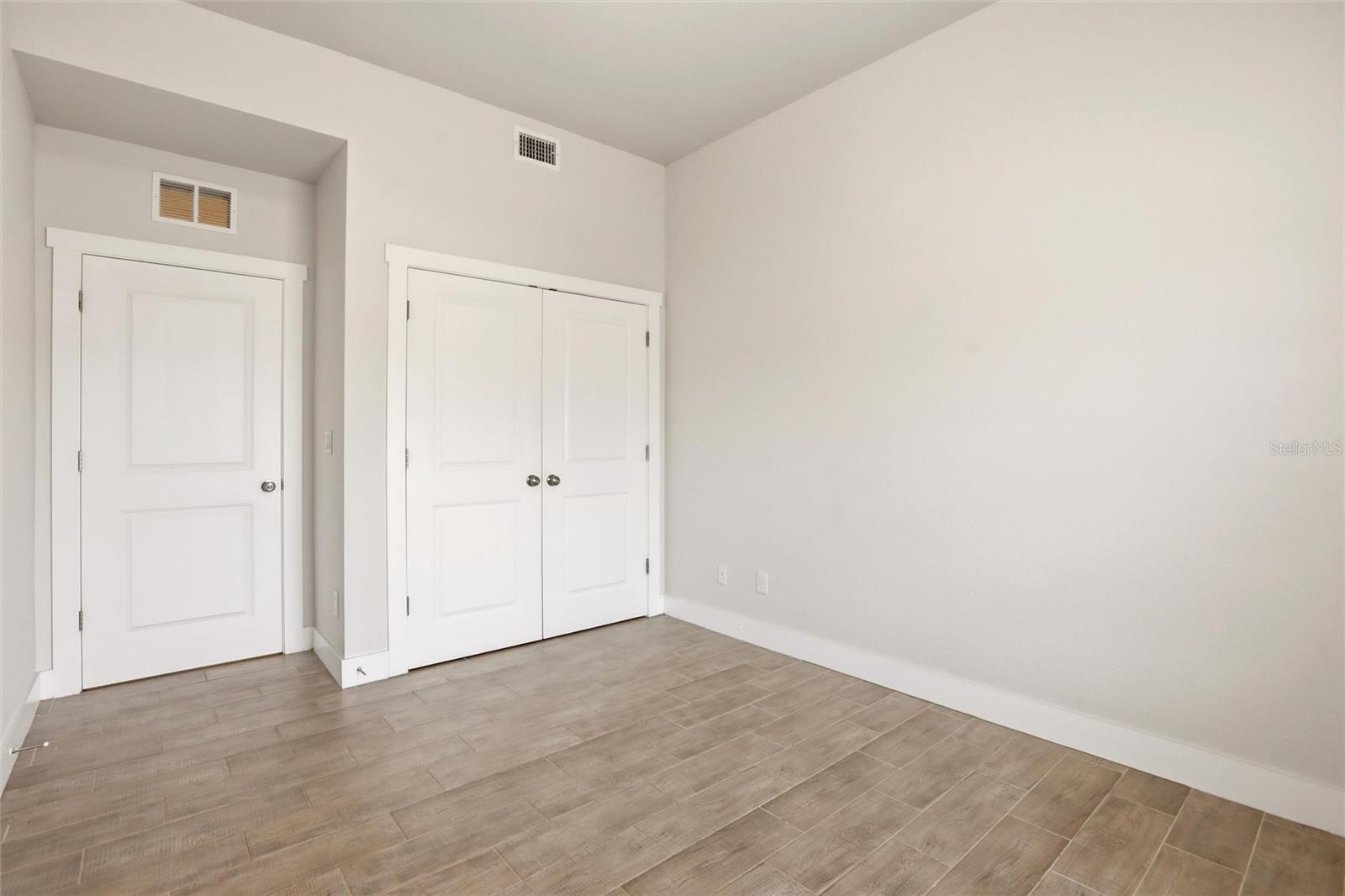PORT CHARLOTTE SEC 023 - Residential Lease