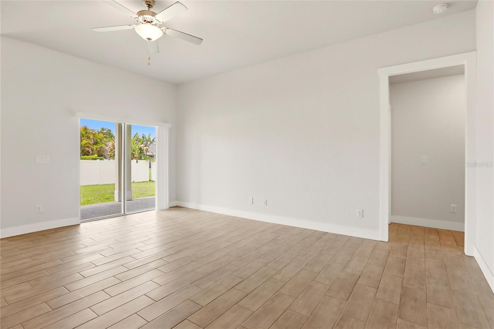 PORT CHARLOTTE SEC 023 - Residential Lease
