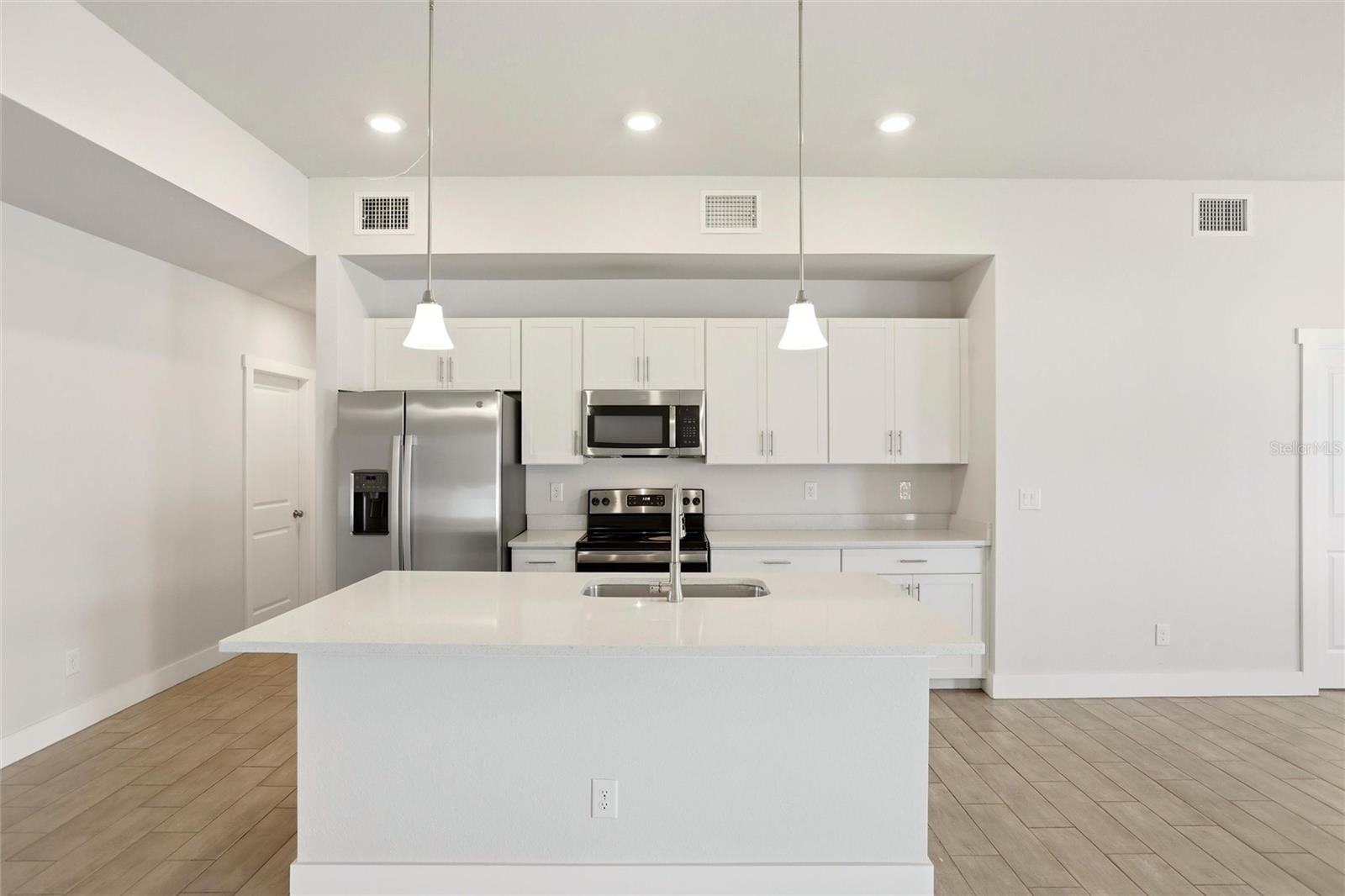 PORT CHARLOTTE SEC 023 - Residential Lease