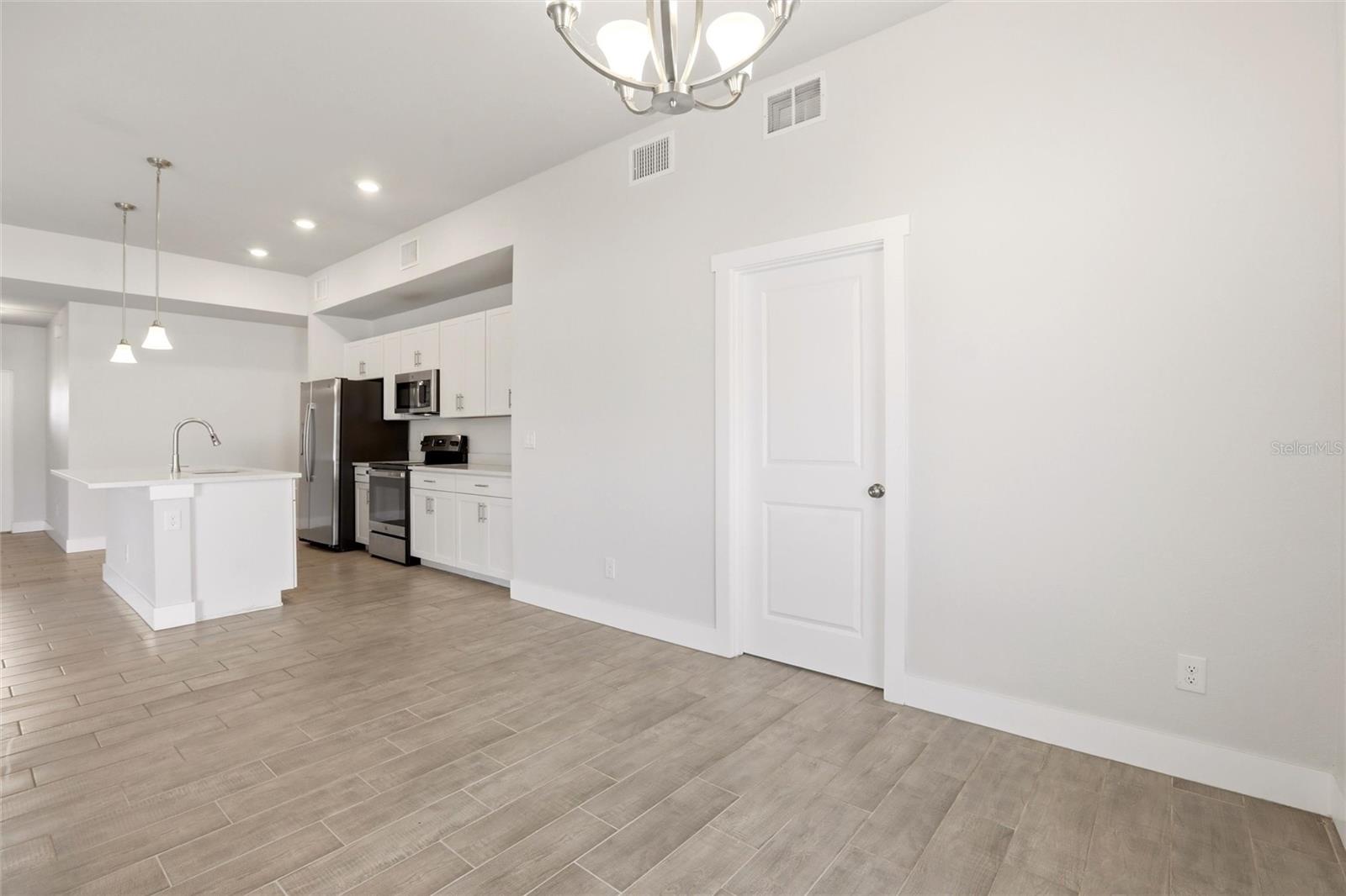 PORT CHARLOTTE SEC 023 - Residential Lease