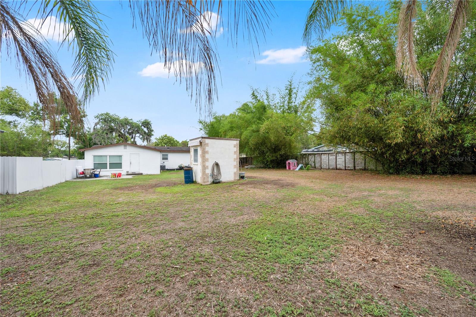 VAN SANT SUB - Residential