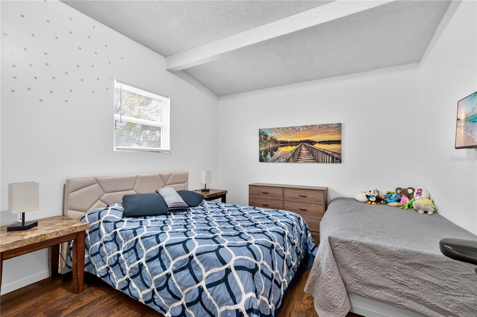 VAN SANT SUB - Residential