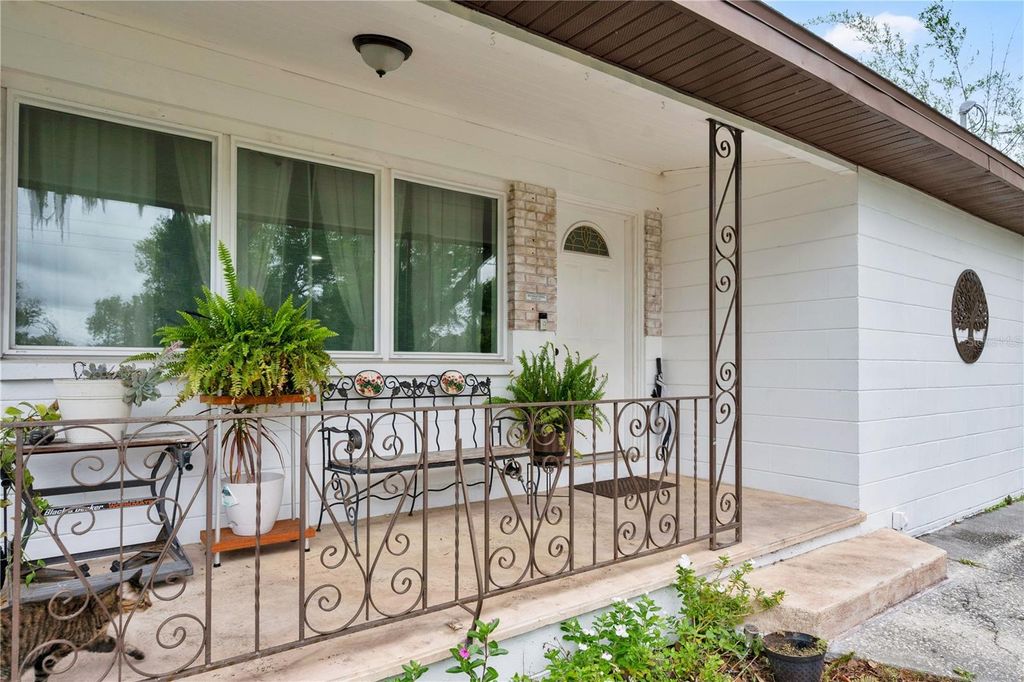 Photo of 2010 Lee Drive, Valrico, FL 33594 (MLS # O6399928)