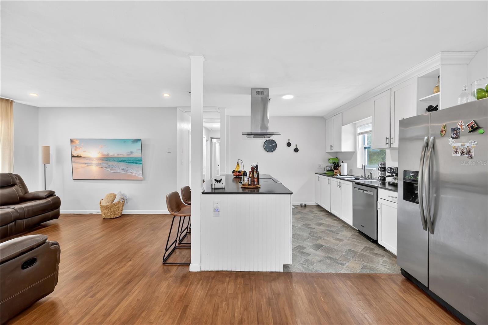 VAN SANT SUB - Residential