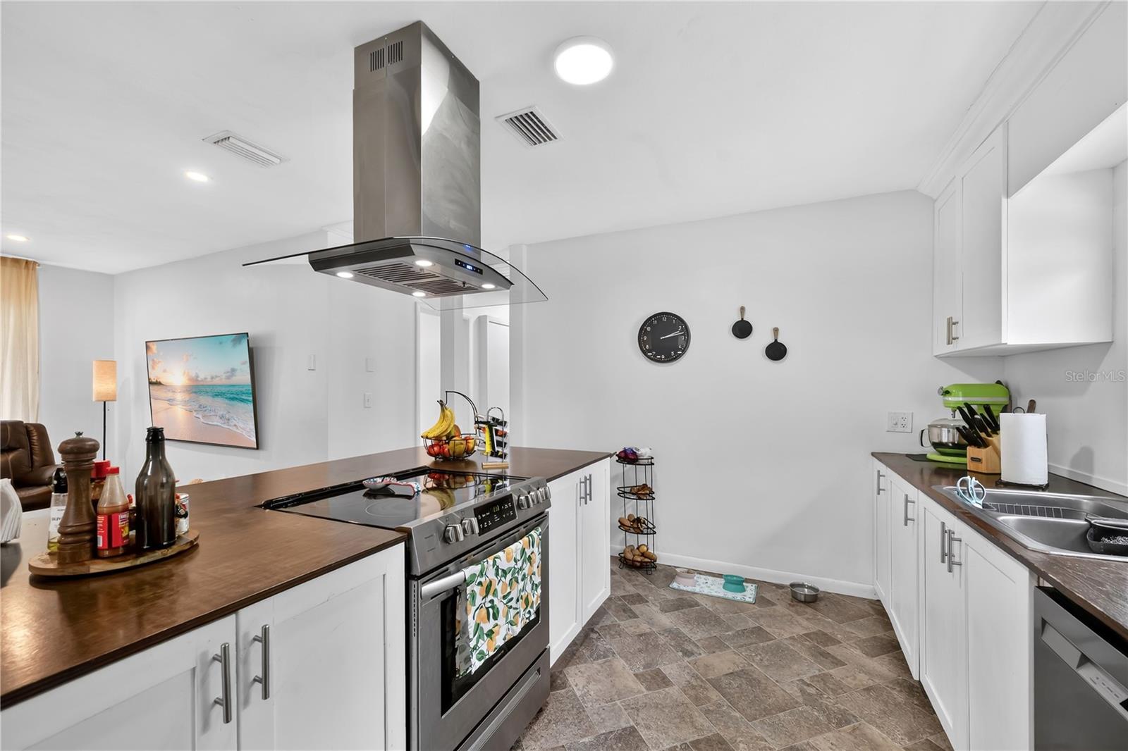 VAN SANT SUB - Residential