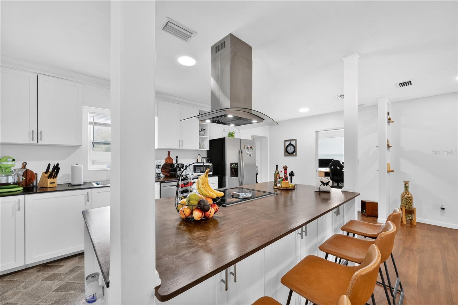 VAN SANT SUB - Residential