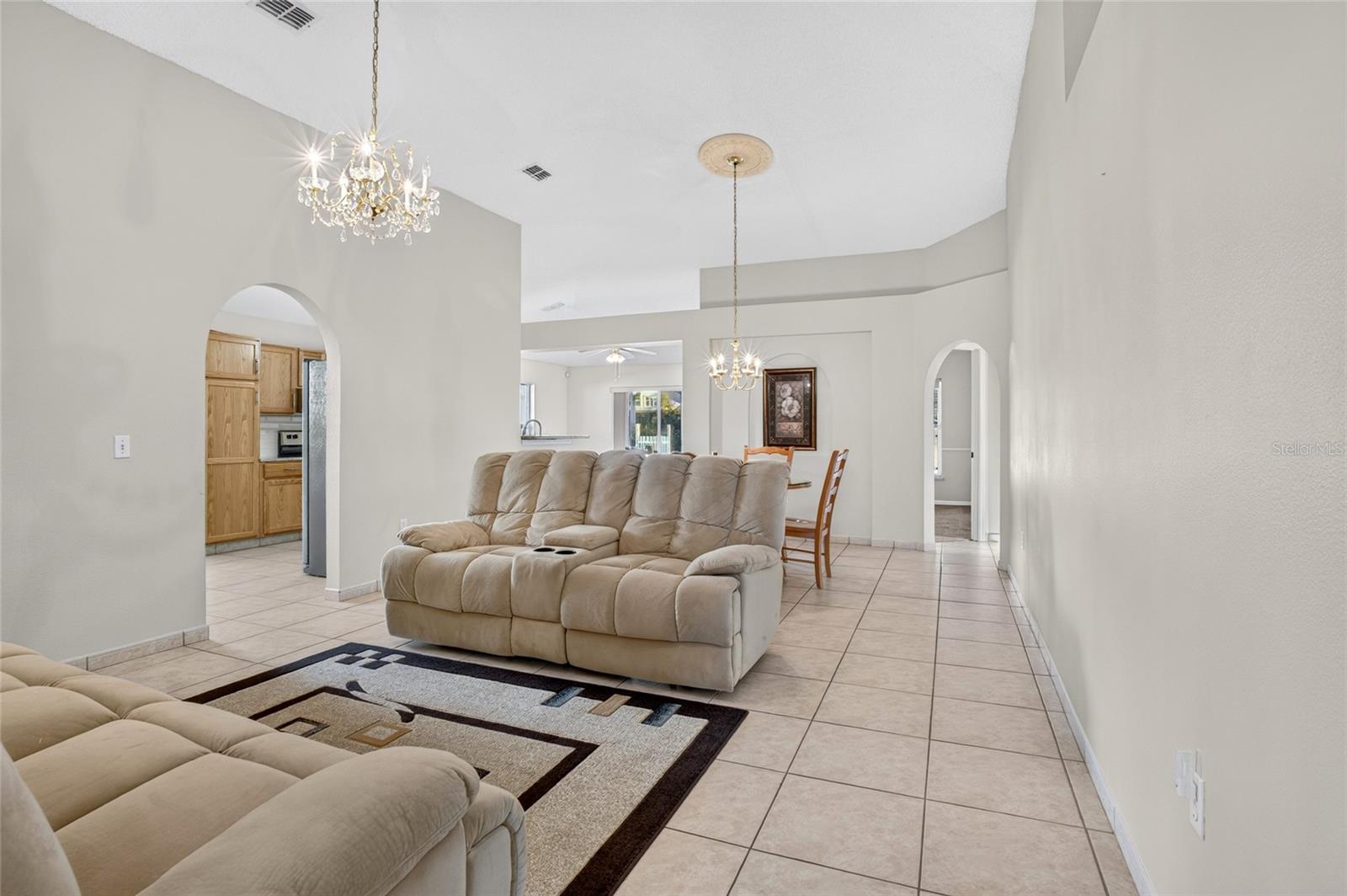 16111 WILKINSON DRIVE