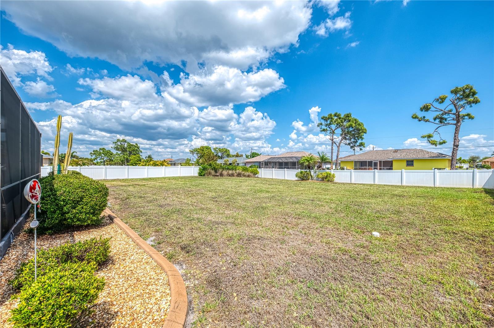 ROTONDA WEST BROADMOOR - Residential