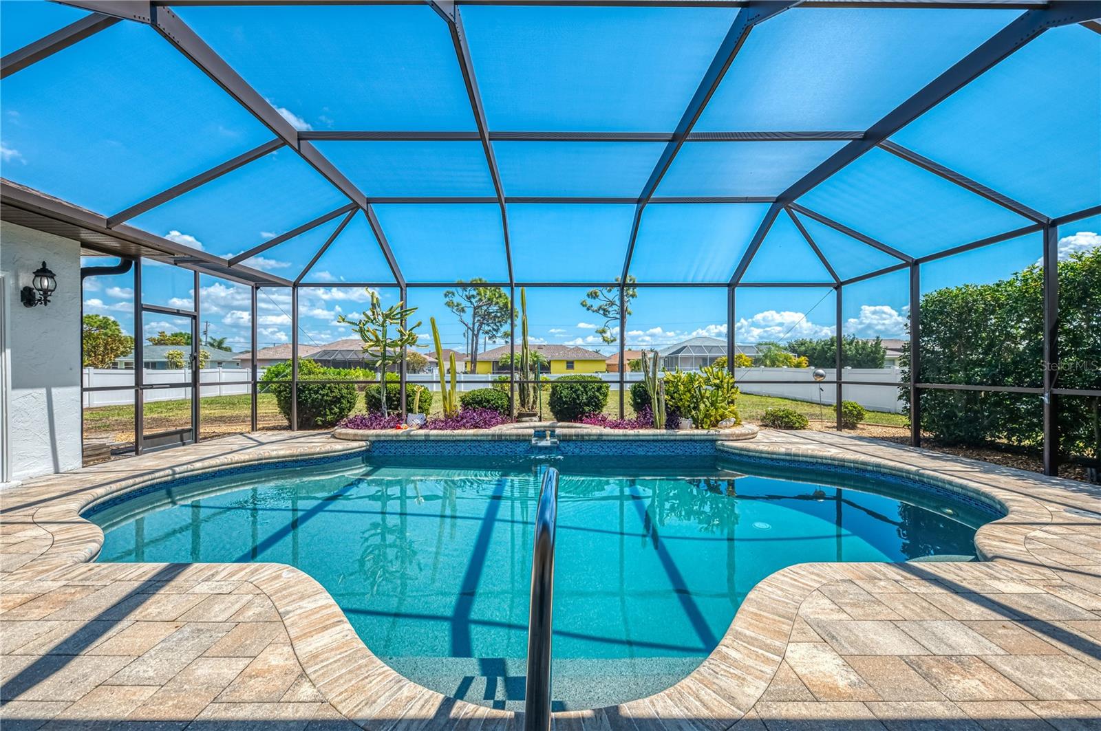 ROTONDA WEST BROADMOOR - Residential