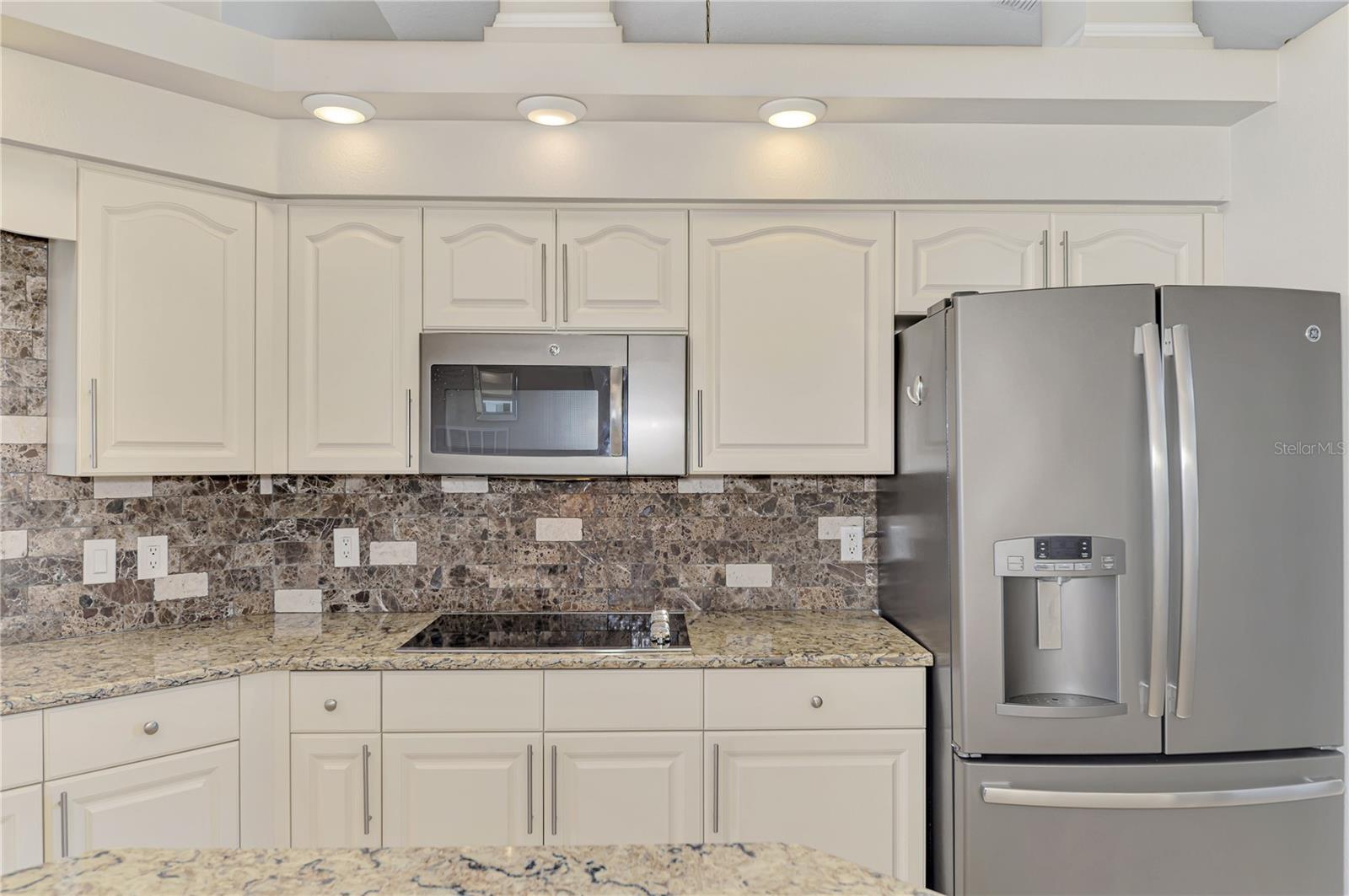 ROTONDA WEST BROADMOOR - Residential