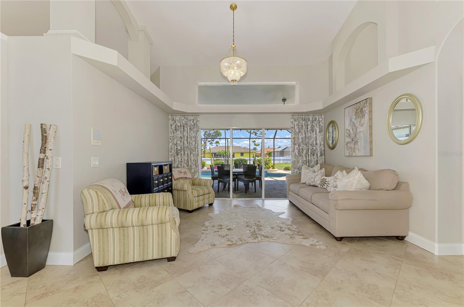 ROTONDA WEST BROADMOOR - Residential