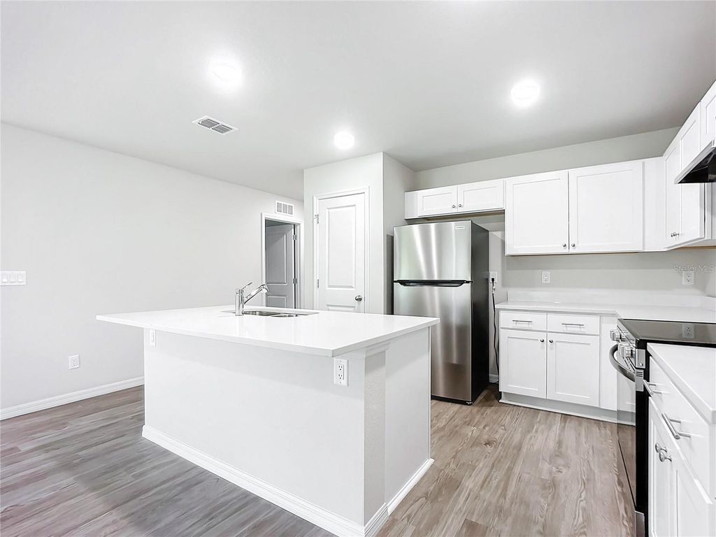 Photo of 38 Slumber Meadow Trail, Palm Coast, FL 32164 (MLS # OM721849)