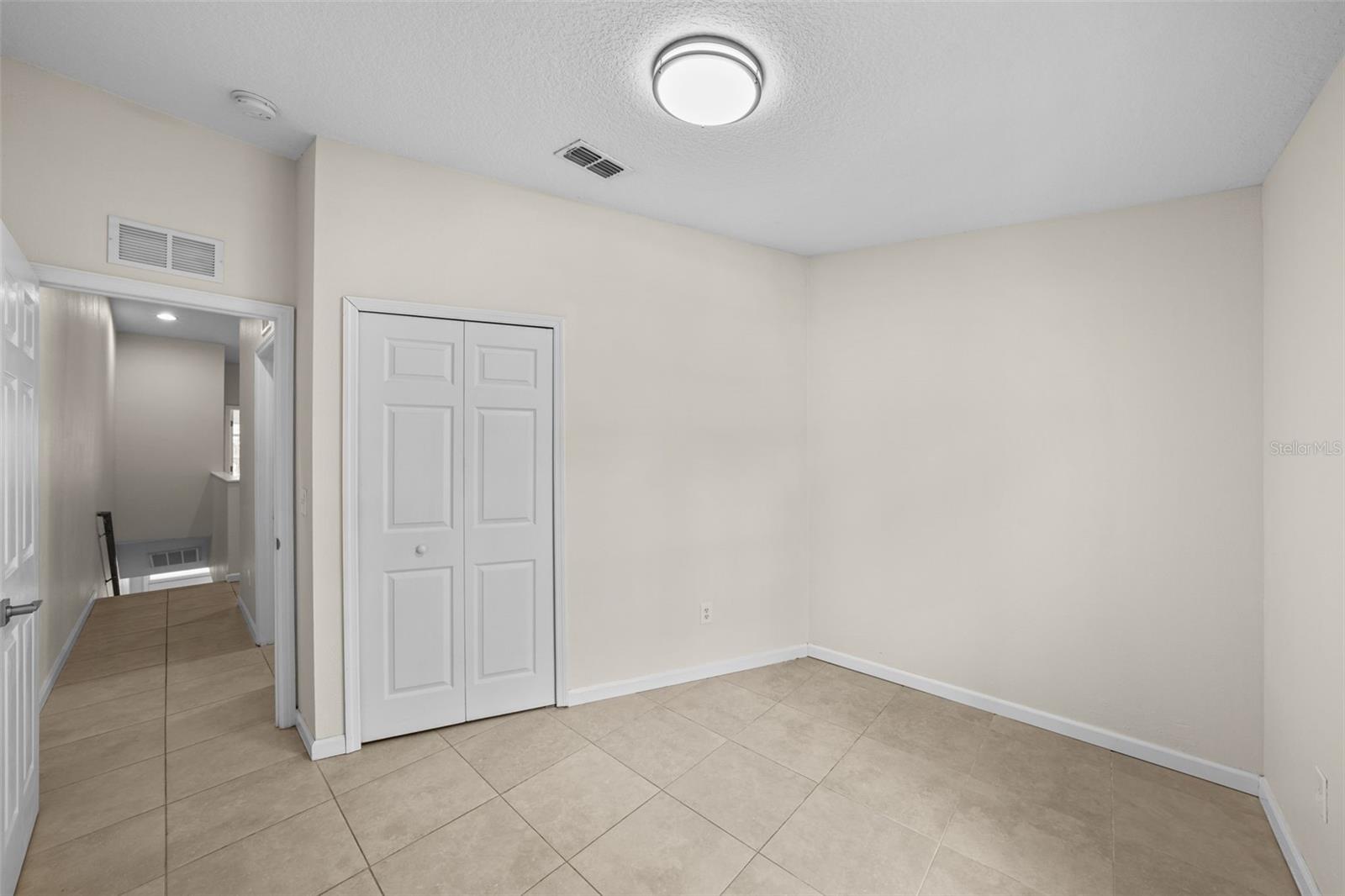 NATURE TERRACE TOWNHOMES - Residential Lease