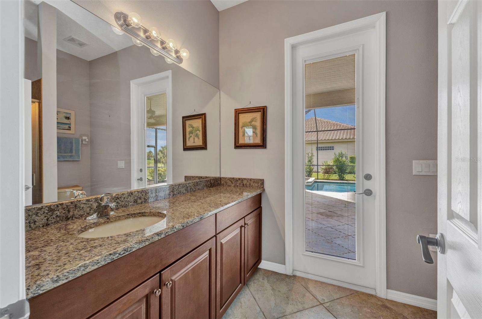 BOBCAT TRAIL - Residential