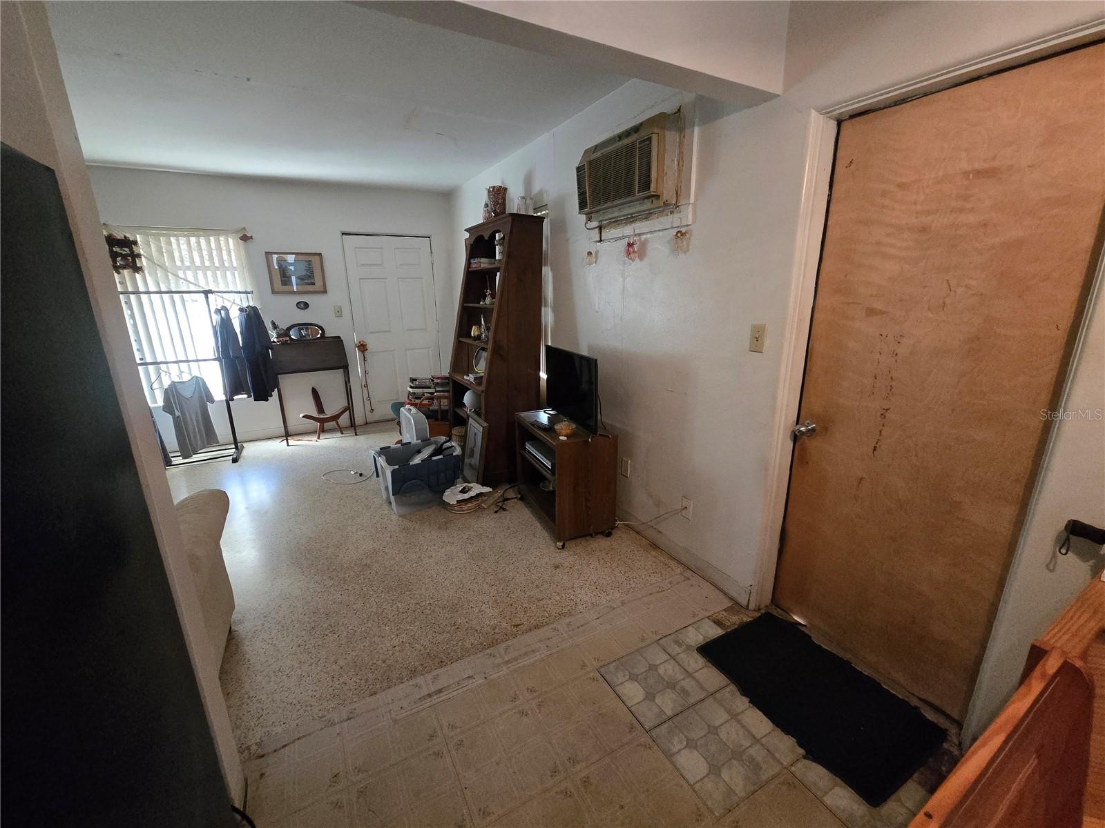 DUNEDIN ISLES ADD - Residential