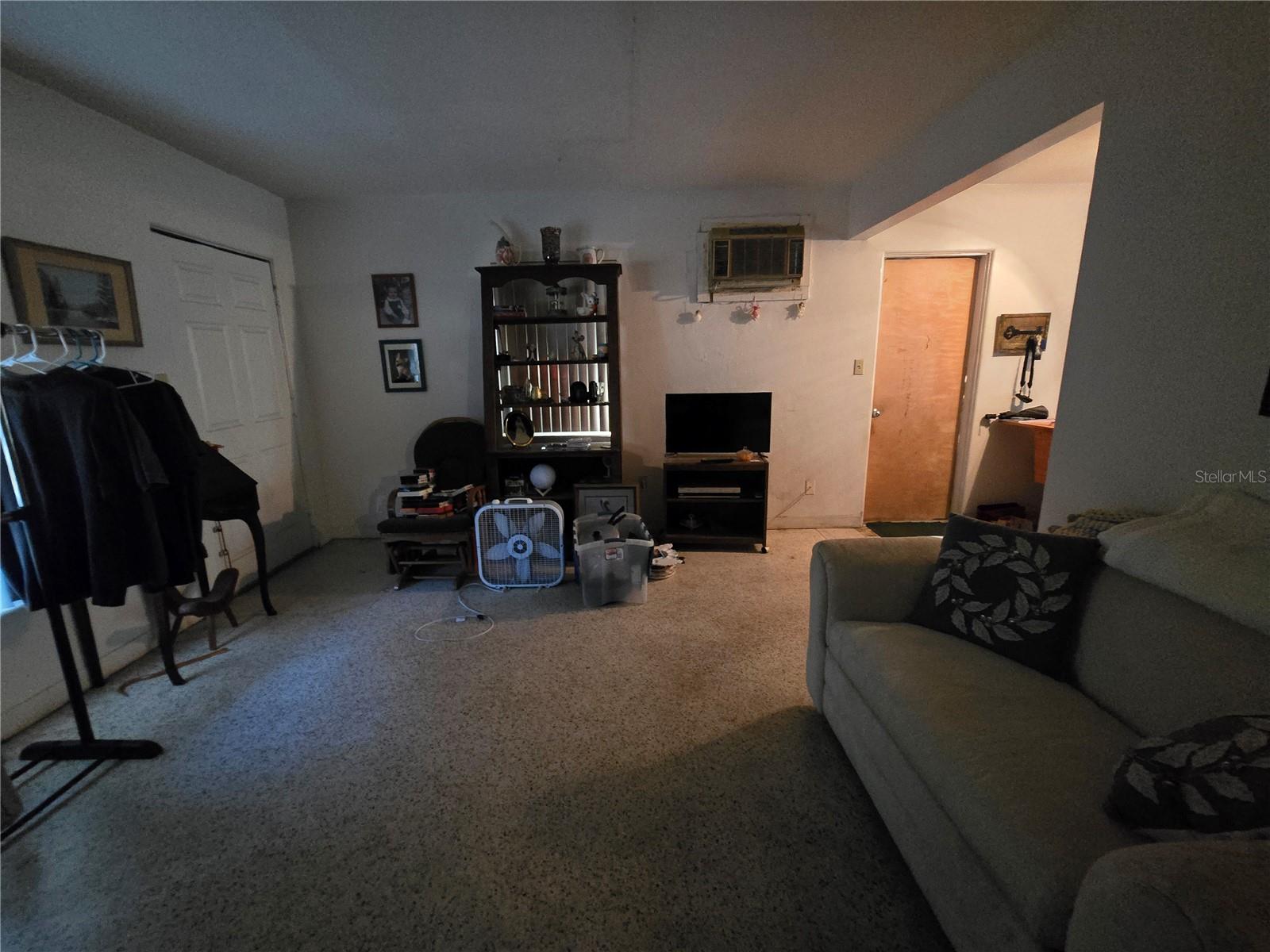 DUNEDIN ISLES ADD - Residential