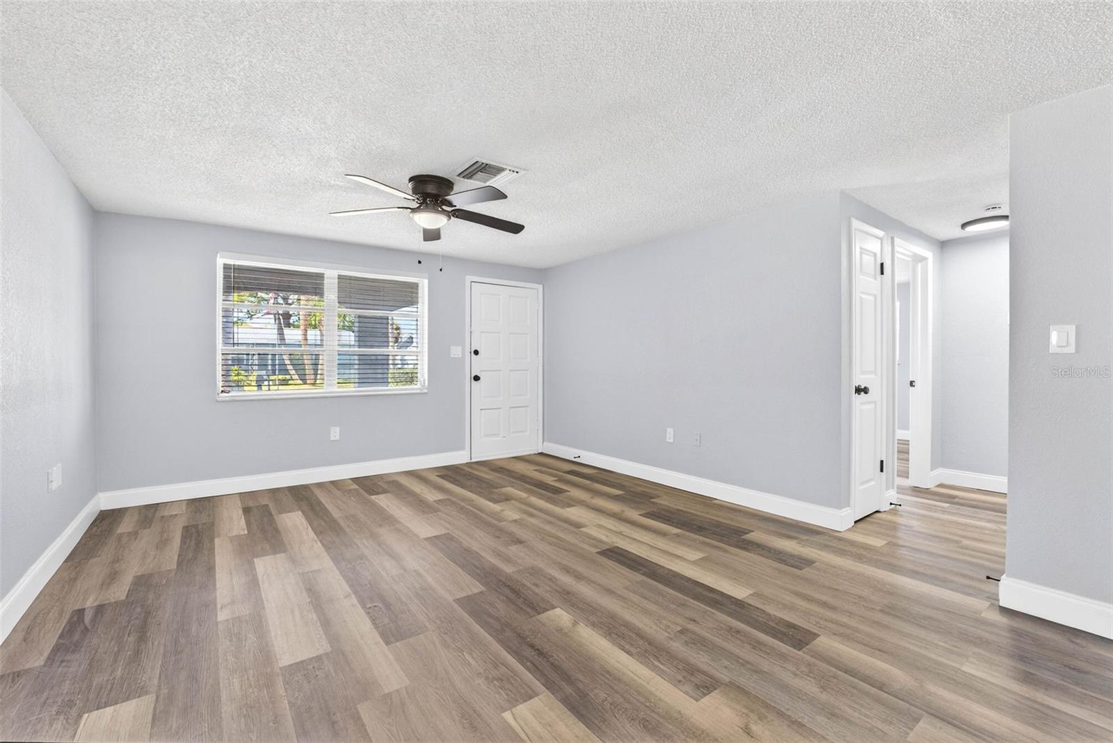 REGENCY PARK - Residential