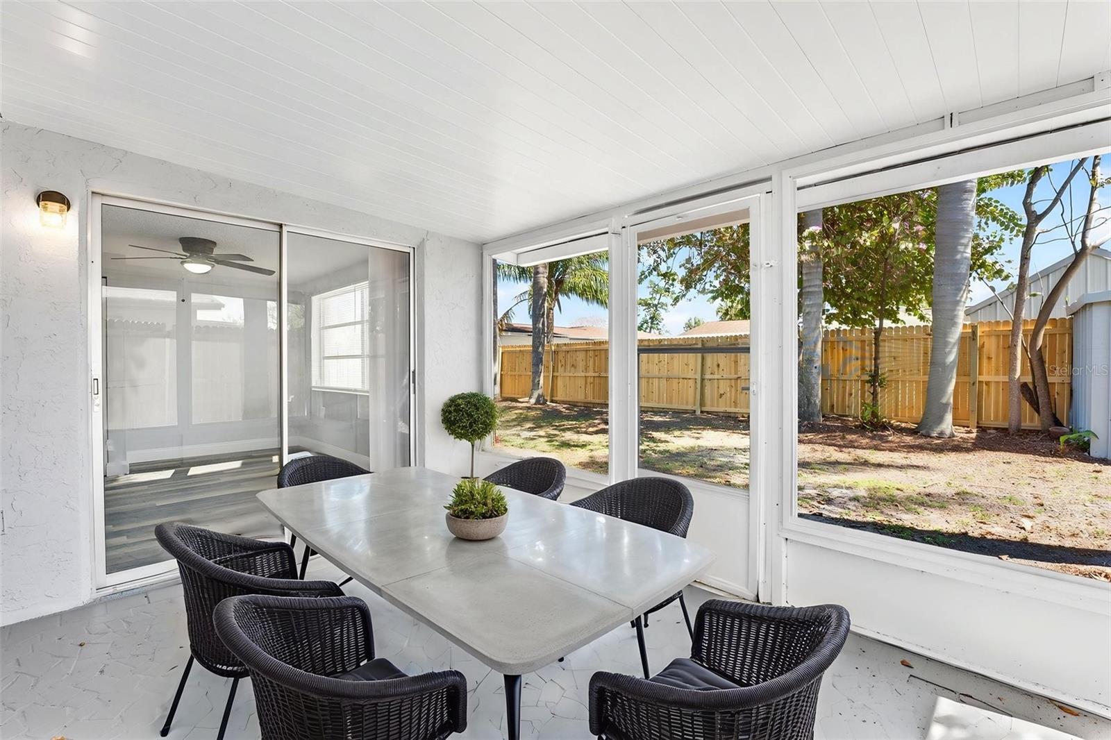 REGENCY PARK - Residential