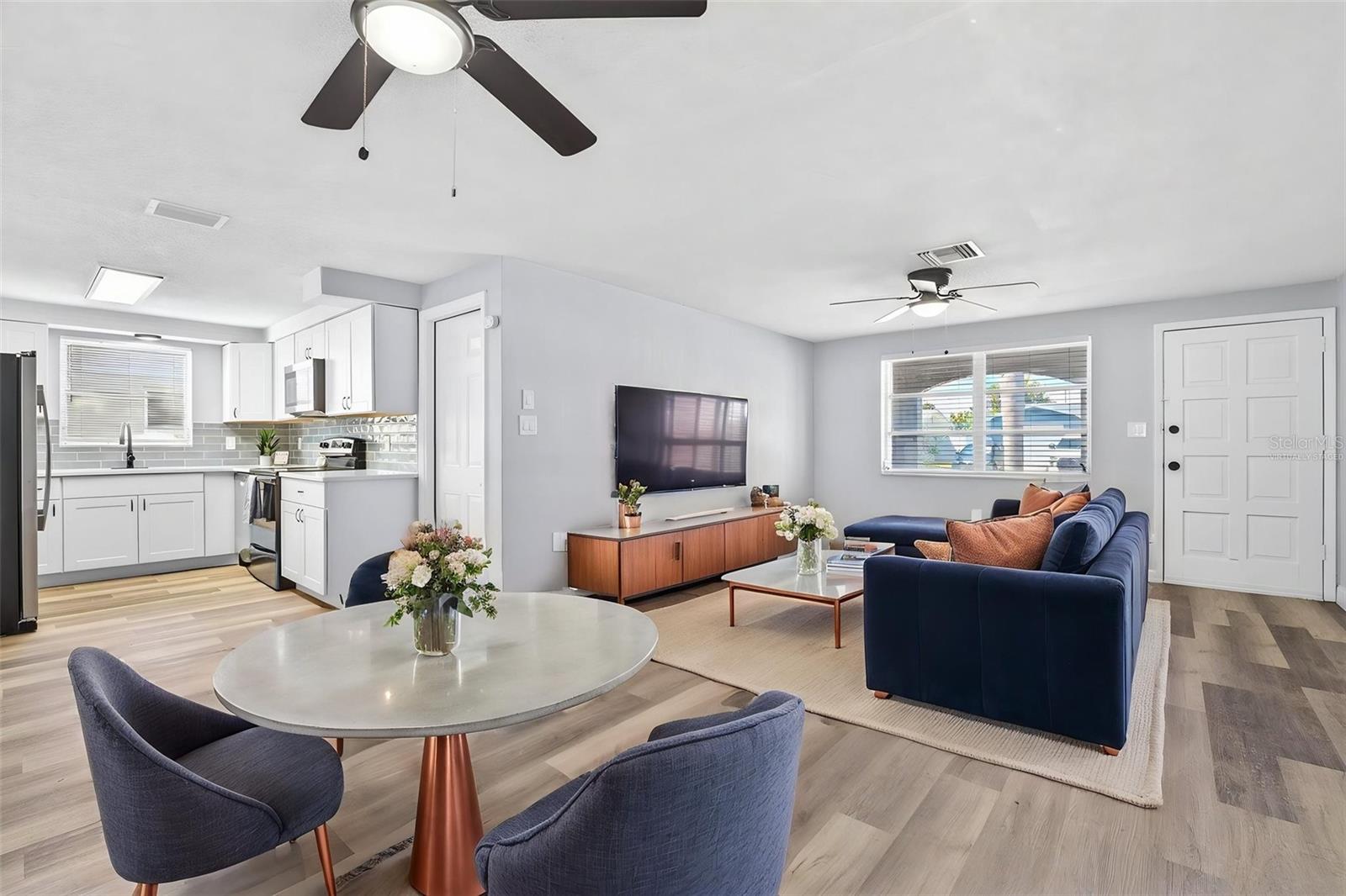 REGENCY PARK - Residential