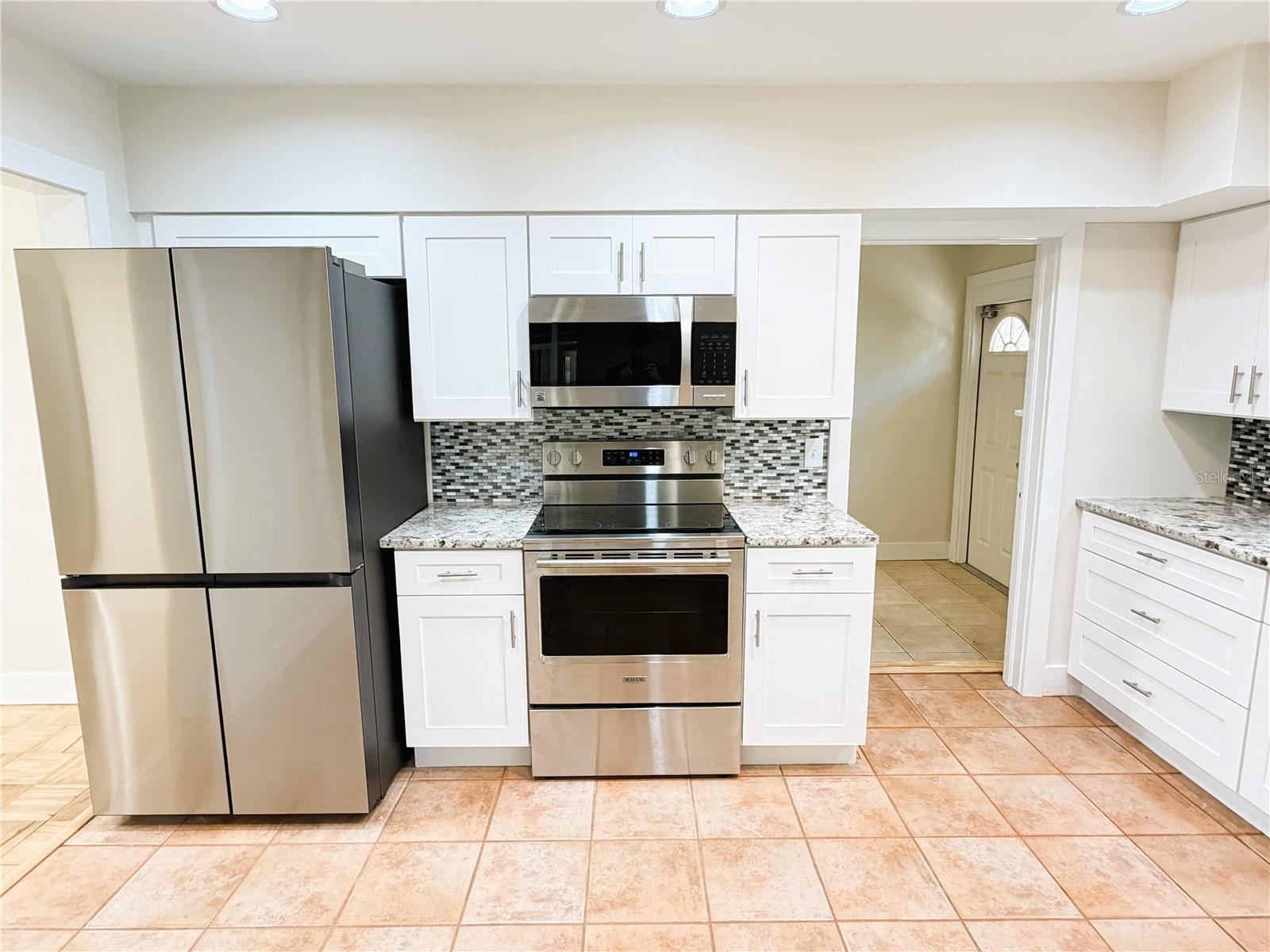 SUNSET PARK - Residential Lease