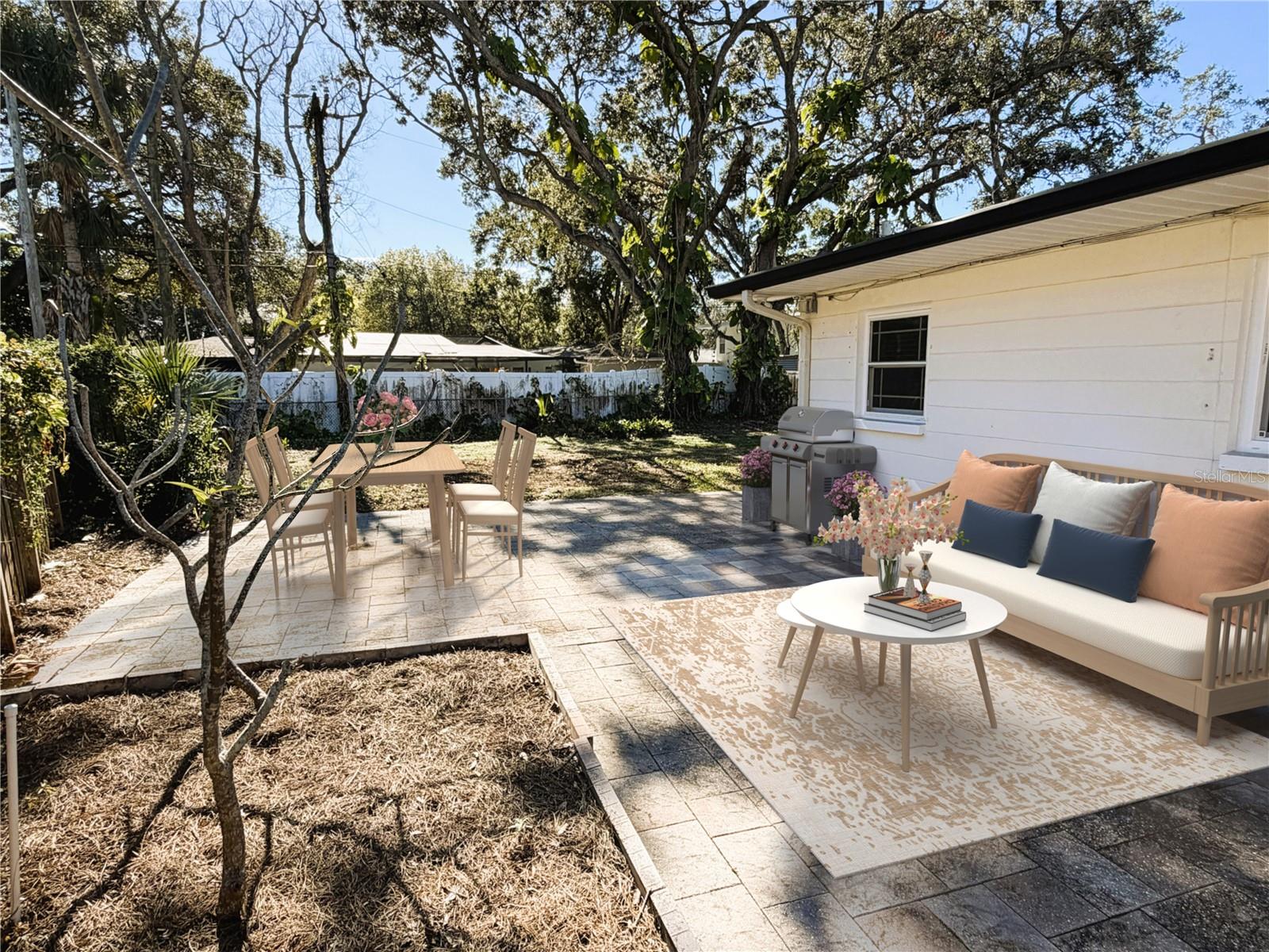 SUNSET PARK - Residential Lease