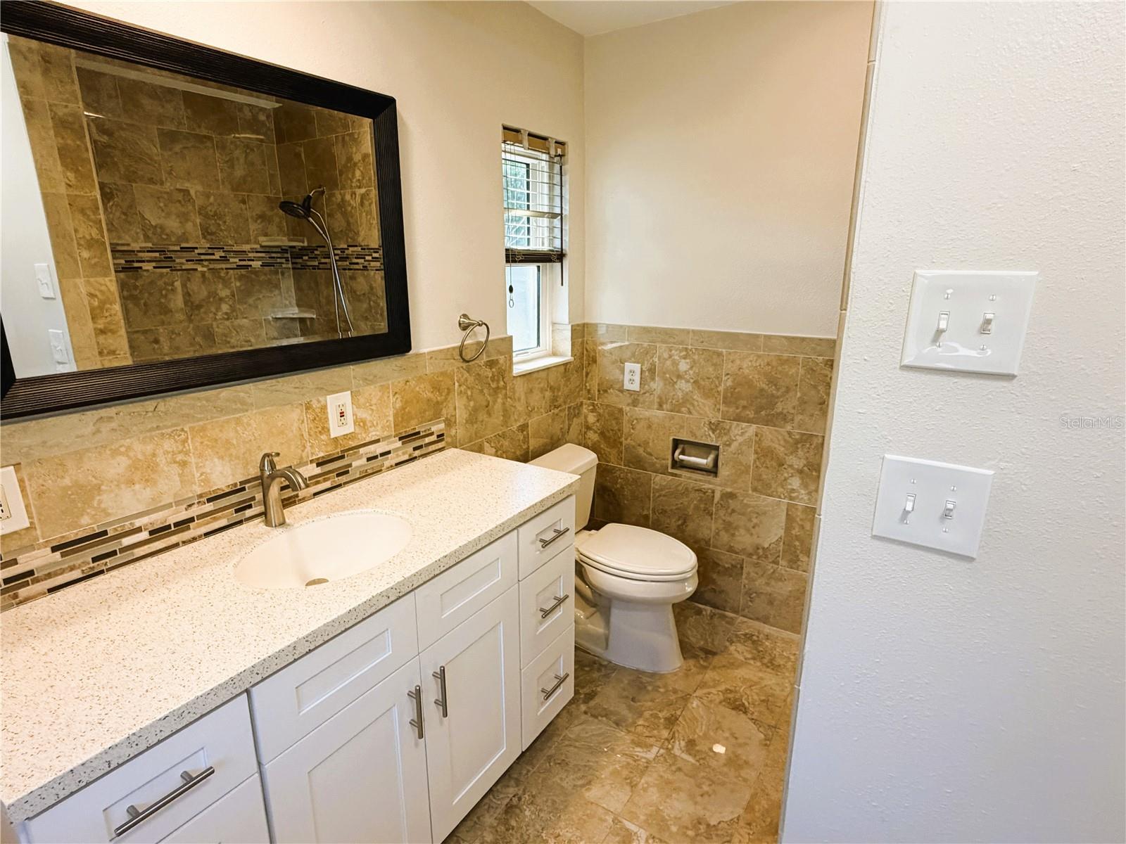 SUNSET PARK - Residential Lease